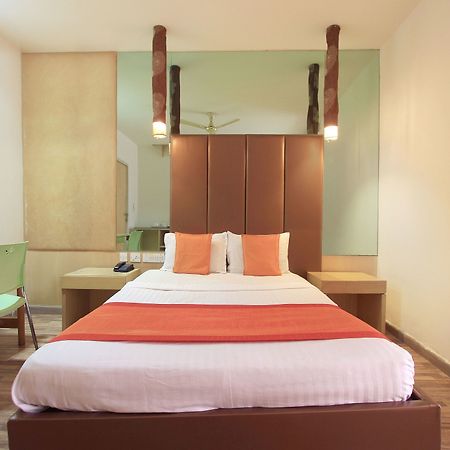 Purple Inn Boutique Hotel Mysore Exterior foto